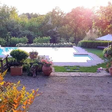Tuscan Hills - Stonehouse, Garden & Pool ヴィッキオ エクステリア 写真