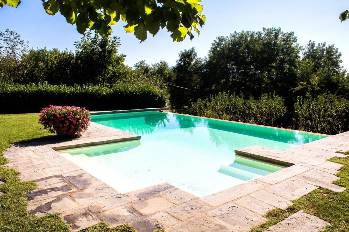 Tuscan Hills - Stonehouse, Garden & Pool ヴィッキオ エクステリア 写真